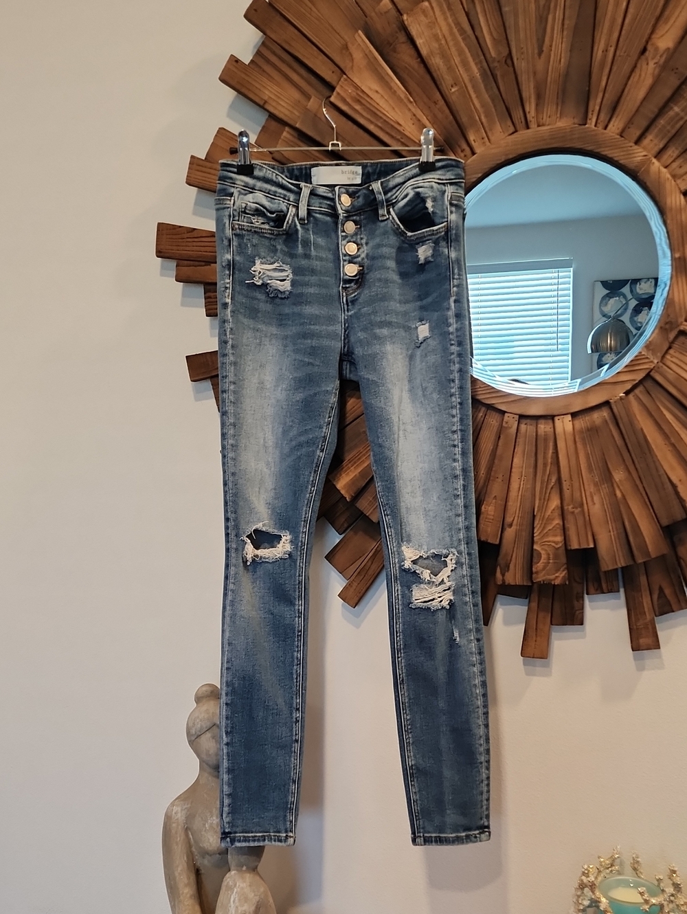 Bridge by Gly Mid Rise Skinny Distressed Women’s Blue Jeans Size 27